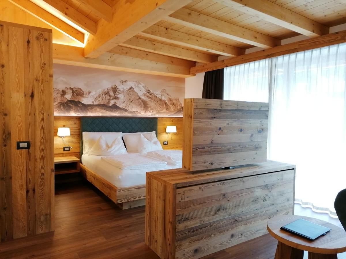 Dolomites B&B - Suites, Apartments And Spa Tesero Exterior foto