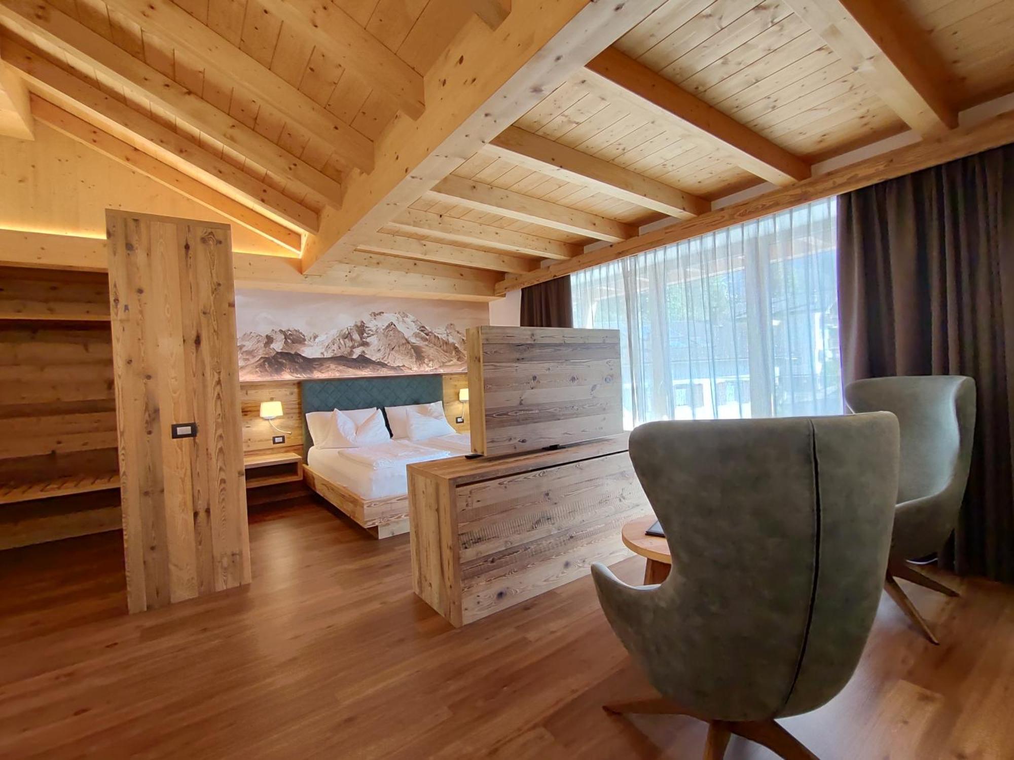 Dolomites B&B - Suites, Apartments And Spa Tesero Exterior foto